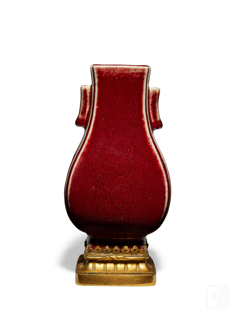 清十八世紀 嵌鎏金銅紅釉小貫耳瓶  CHINA, QING DYNASTY, 18TH CENTURY - 图4